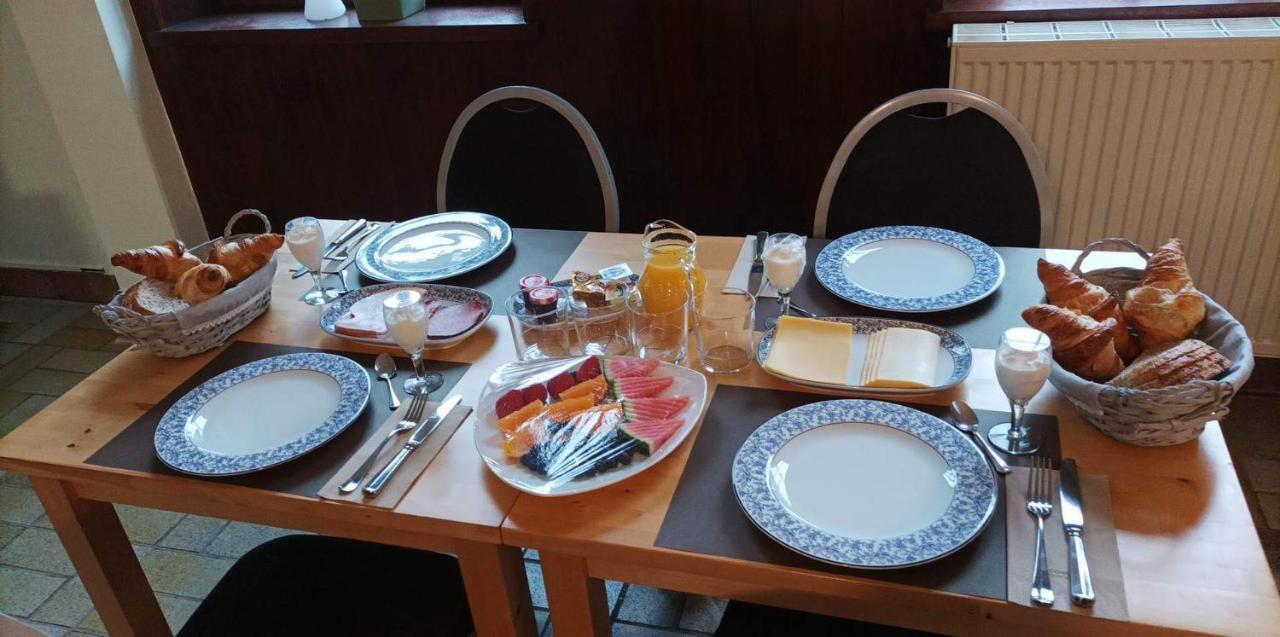 Auberge Au Pont De Villettes Lierneux 外观 照片